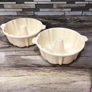 Vintage Pillsbury Microwave Bundt Cake Pans 1987 Plastic Set Model 50062-01